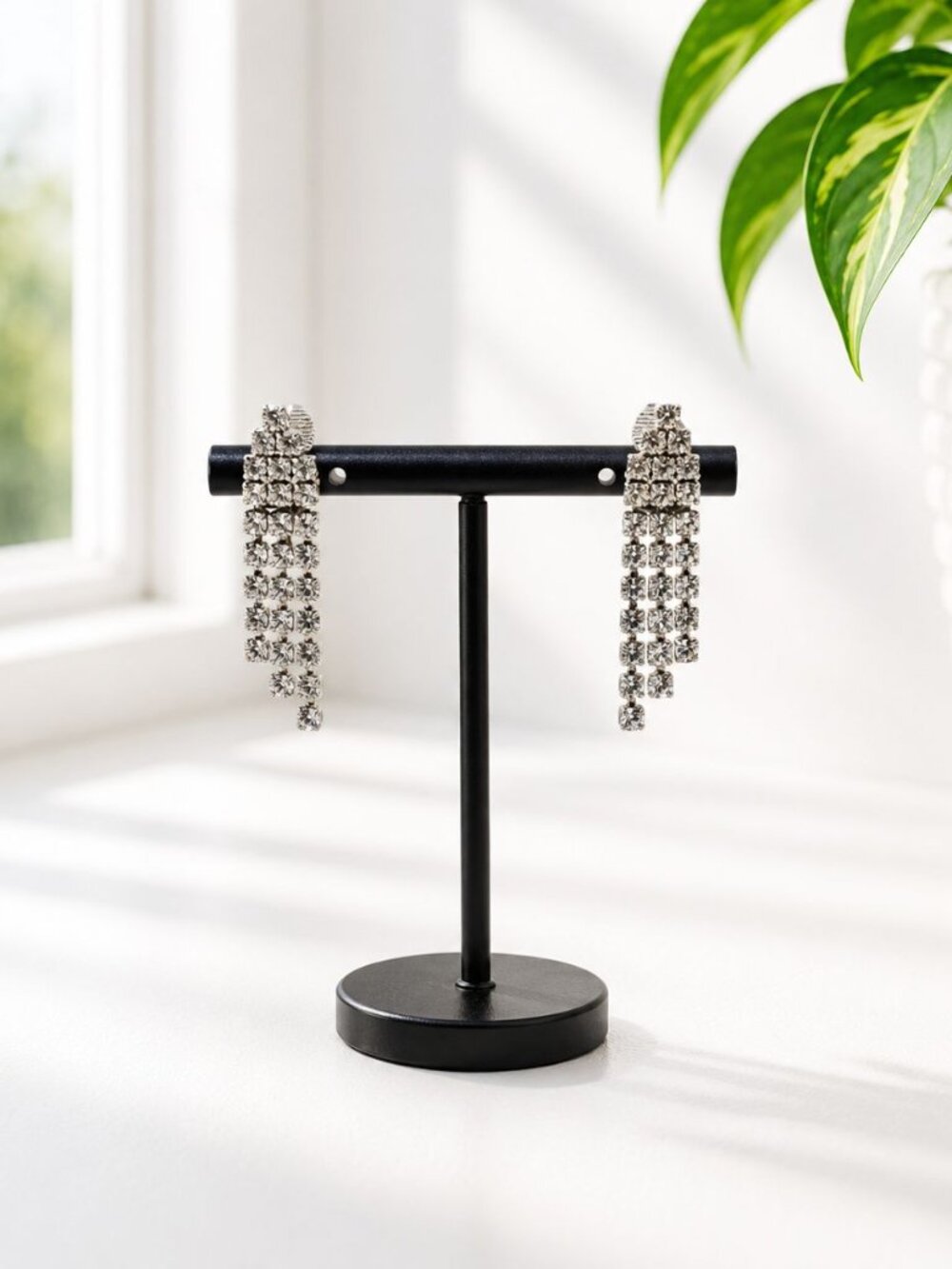 Vintage Rhinestone Dangle Earrings Clip On Silver Tone